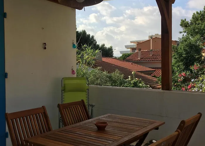 Apartament 4 Pers A 50m De La Avec Terrasse Calme Et Proche Commerces A - Fr-1-776-51